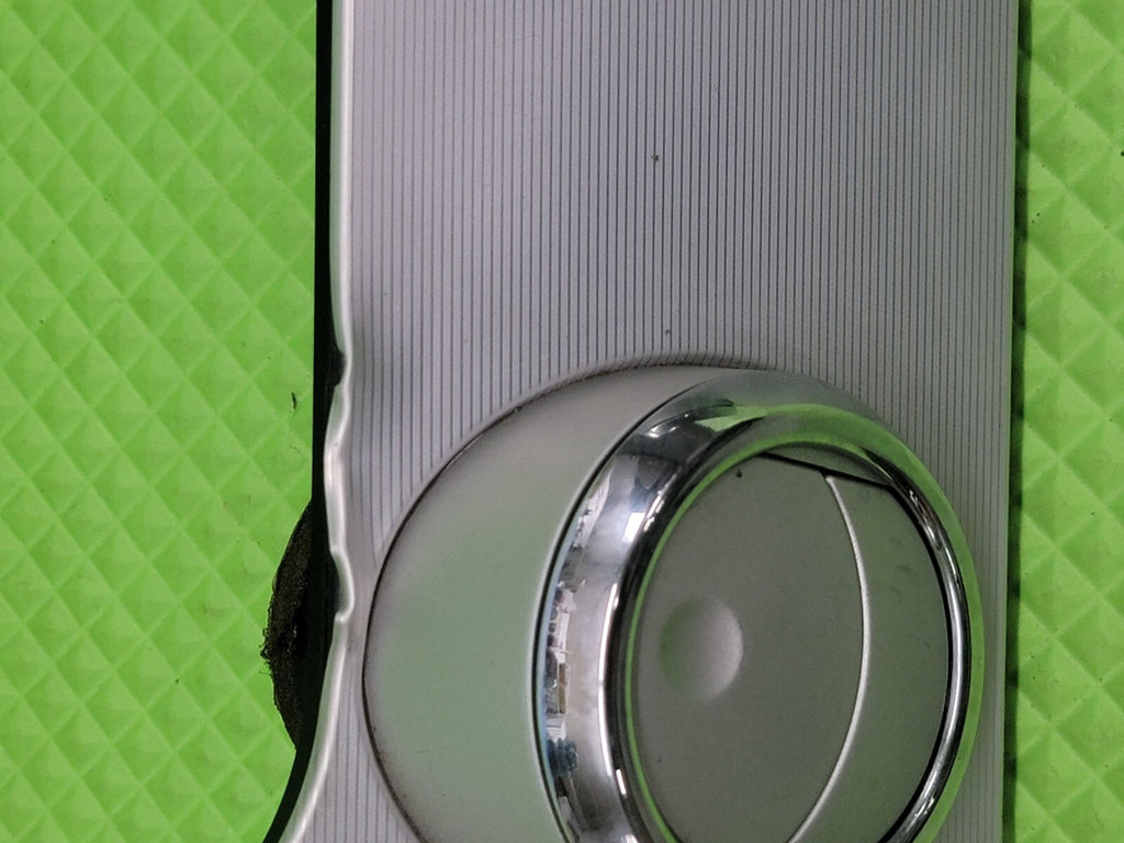 🔥2005-2009 FORD MUSTANG OEM CENTER DASH AIR VENT TRIM BEZEL SILVER OEM