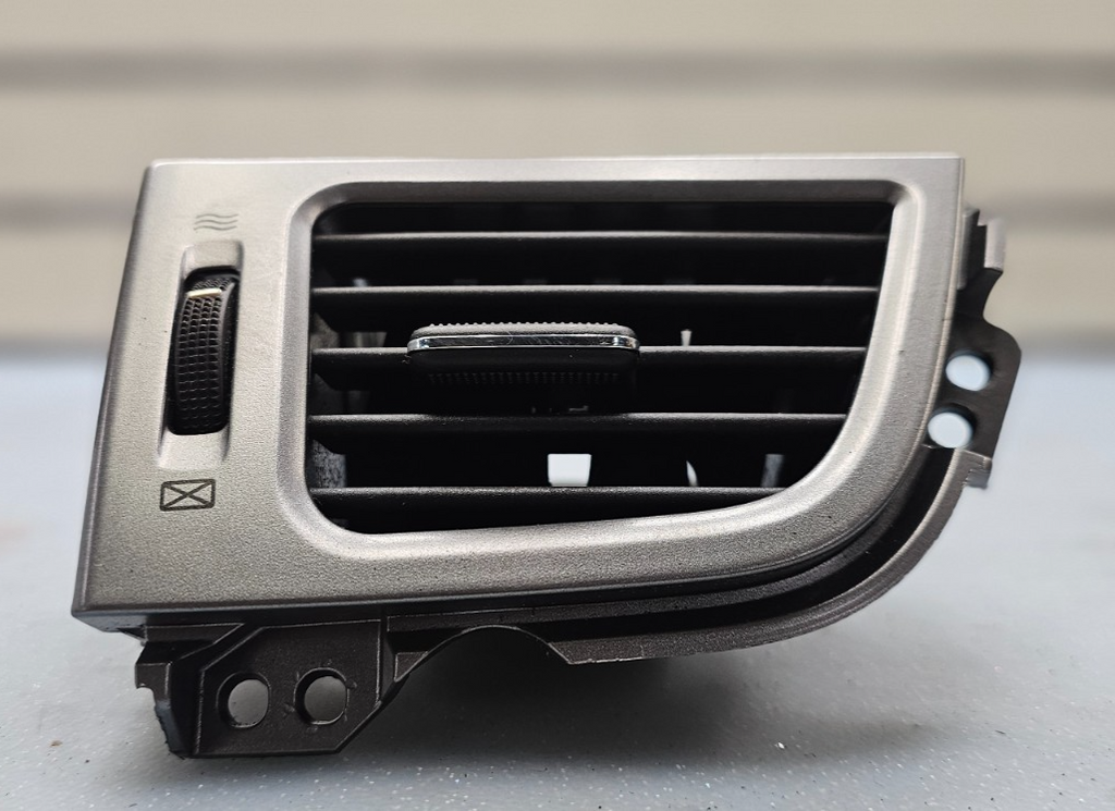 🔥11-13 ELANTRA DASH LEFT DRIVER HVAC AC HEATER AIR VENT CONDITIONING SILVER OEM