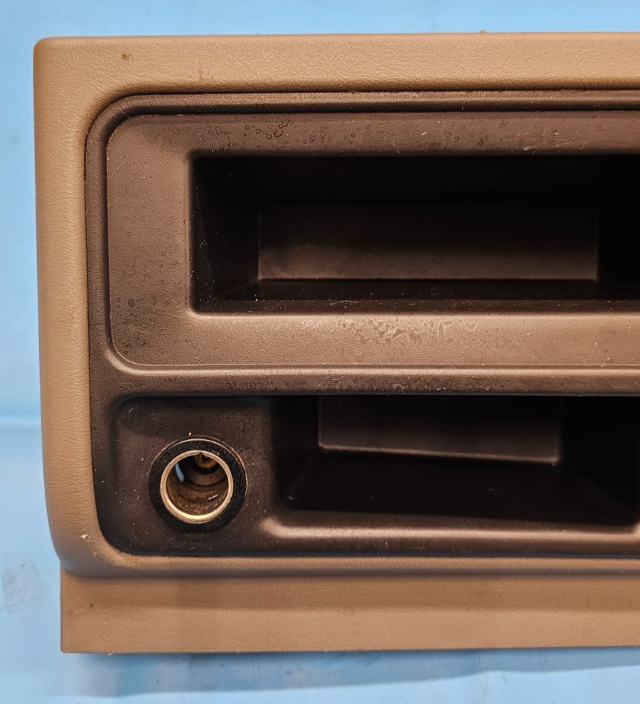 🔥03-06 CHEVY SILVERADO TAHOE GMC SIERRA CENTER CONSOLE STORAGE CUBBY TRAY TAN