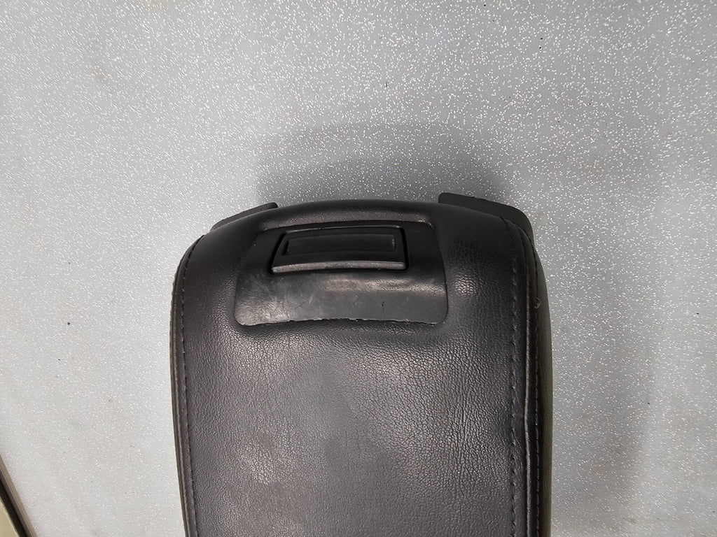 🔥00-04 Infiniti I30 I35 Center Console Leather Lid Armrest Cover Assembly Black