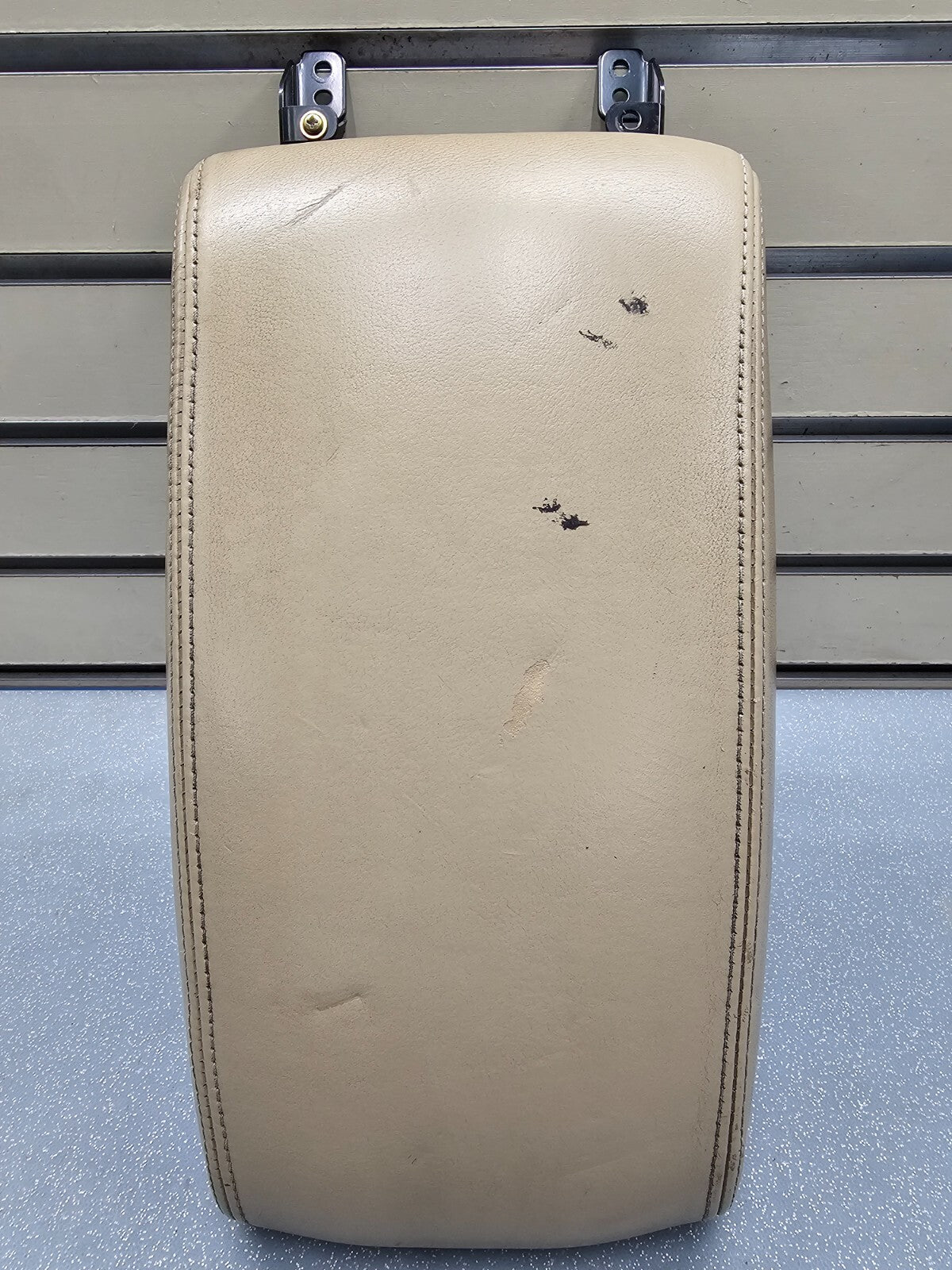 🔥02-06 CAMRY SOLARA LEXUS ES330 CENTER CONSOLE LID ARM REST COVER ASSEMBLY GRAY