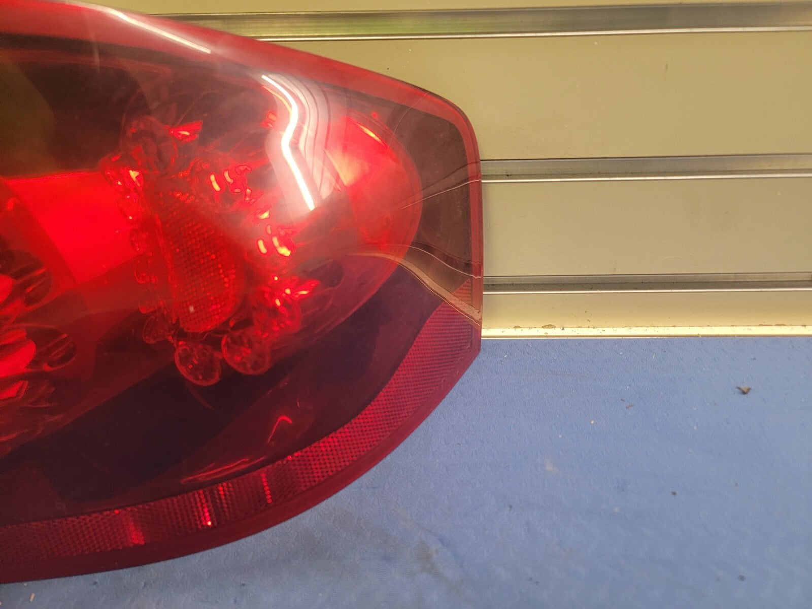 🔥2011-2014 Dodge Avenger Rear Passenger Right Side Tail Light Lamp Assembly