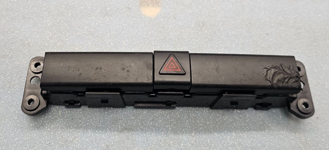 🔥07-10 CHRYSLER SEBRING DODGE AVENGER Dash Emergency Hazard Light Switch OEM
