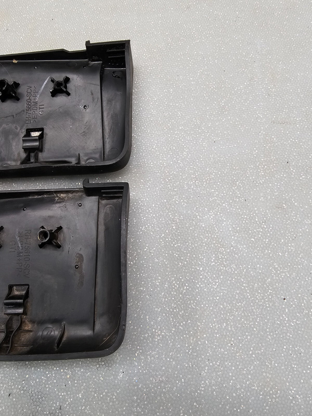 🔥03-11 Honda Element Rear Side Door Upper Hinge Cover Trim SET LEFT/RIGHT OEM