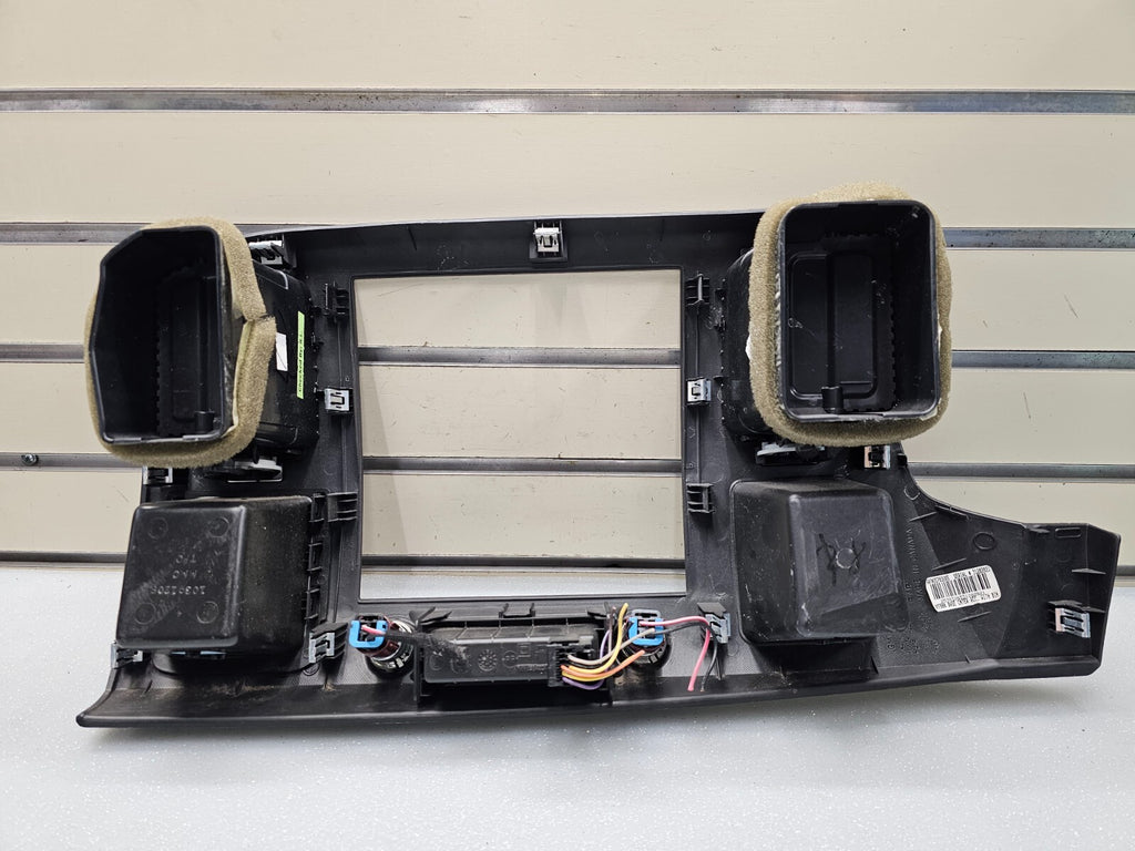 🔥07-14 Silverado SIERRA Center Dash Radio Bezel AC Climate Trim 2 Vent BLACK B6