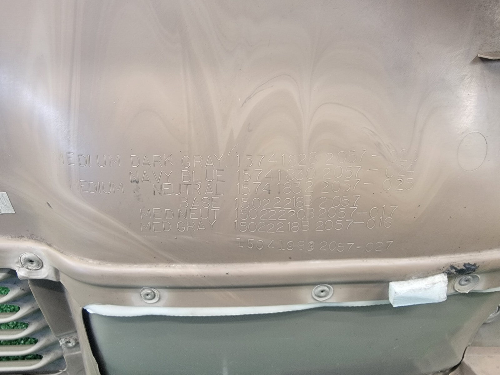 🔥95-99 Chevy GMC Silverado C/K DOOR PANEL Front RIGHT Side/auto  TAN