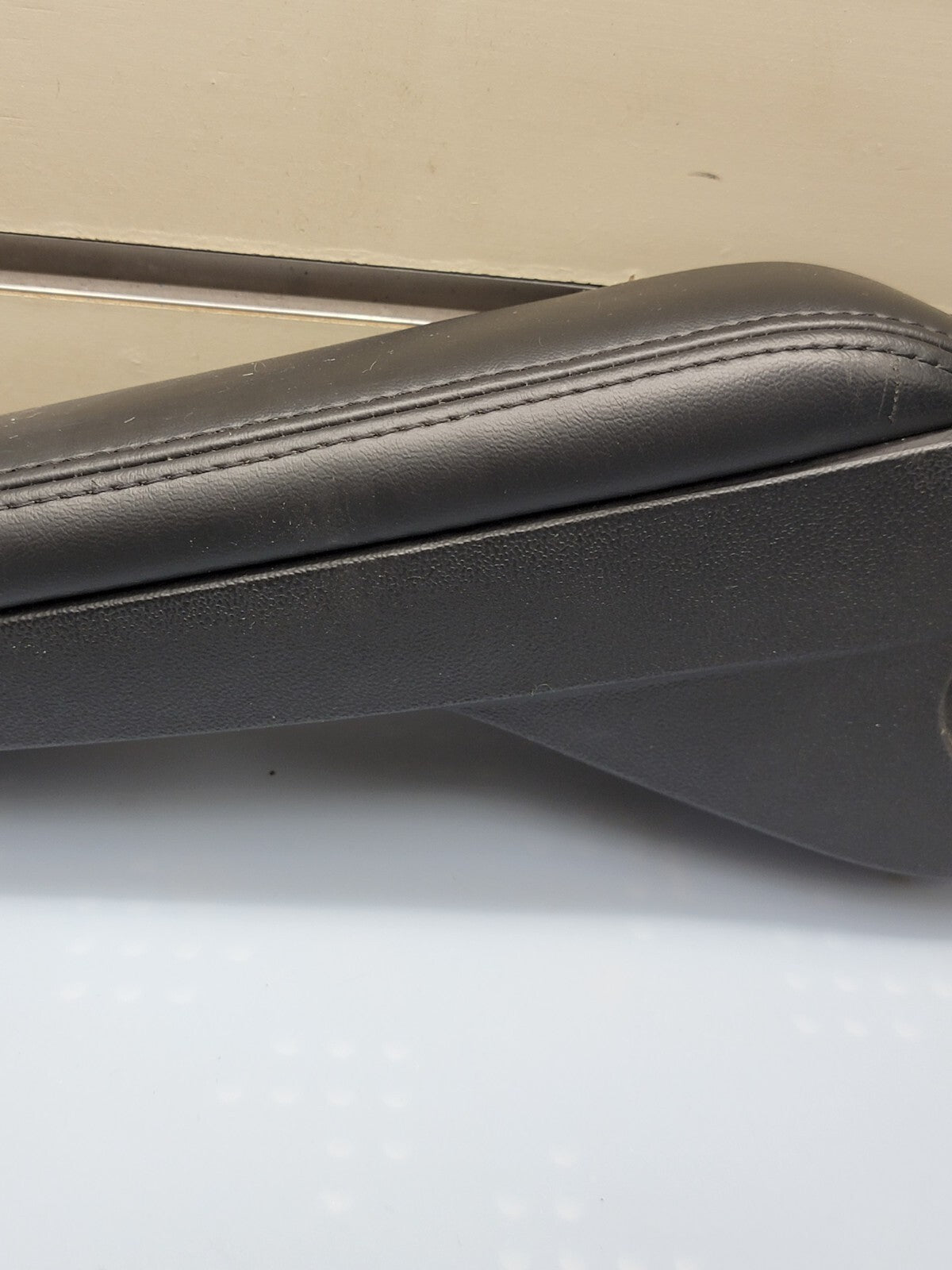 🔥11-20 CARAVAN TOWN & COUNTRY RIGHT PASSENGER SIDE FRONT SEAT ARMREST BLACK