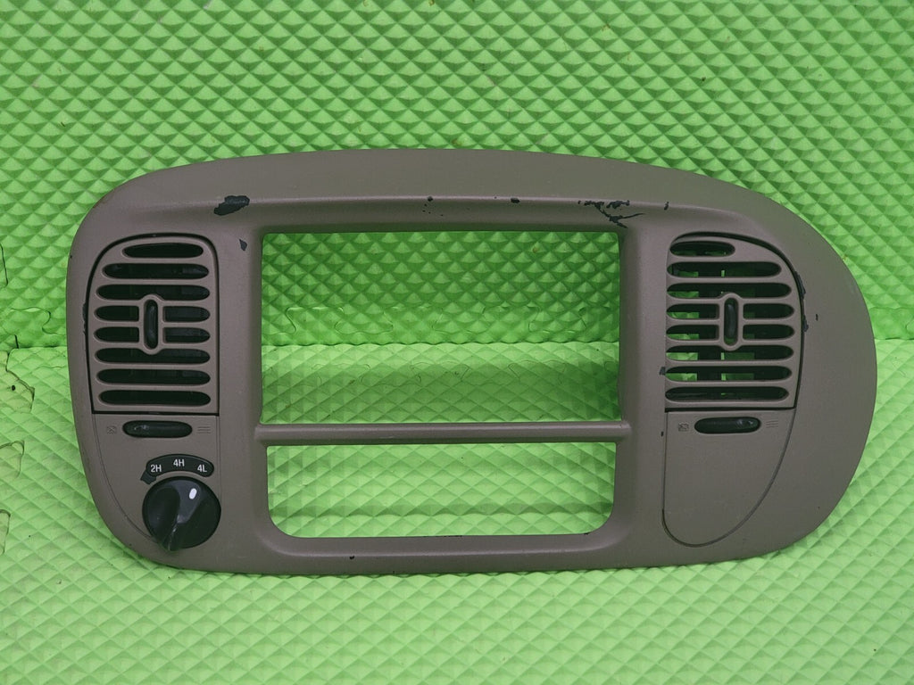 🔥97-03 Ford F150 Center Dash Radio Climate BEZEL Panel 🔴AIRBG Line Lt Tan B1