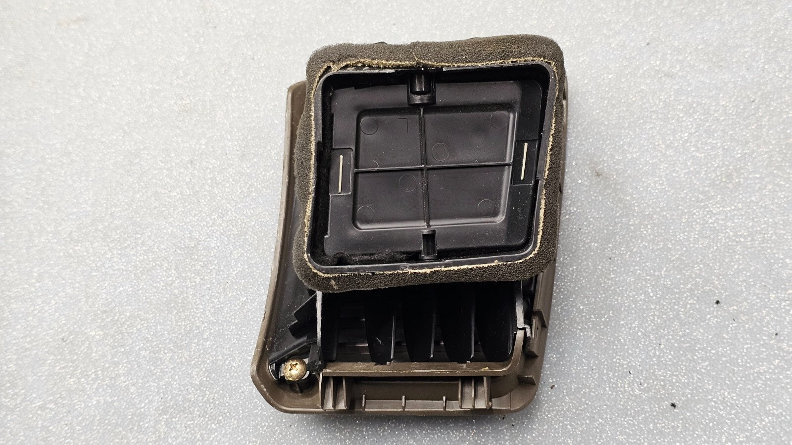 🔥03-07 Honda Accord Dash Center Left Driver Air Vent Heater Conditioning Tan