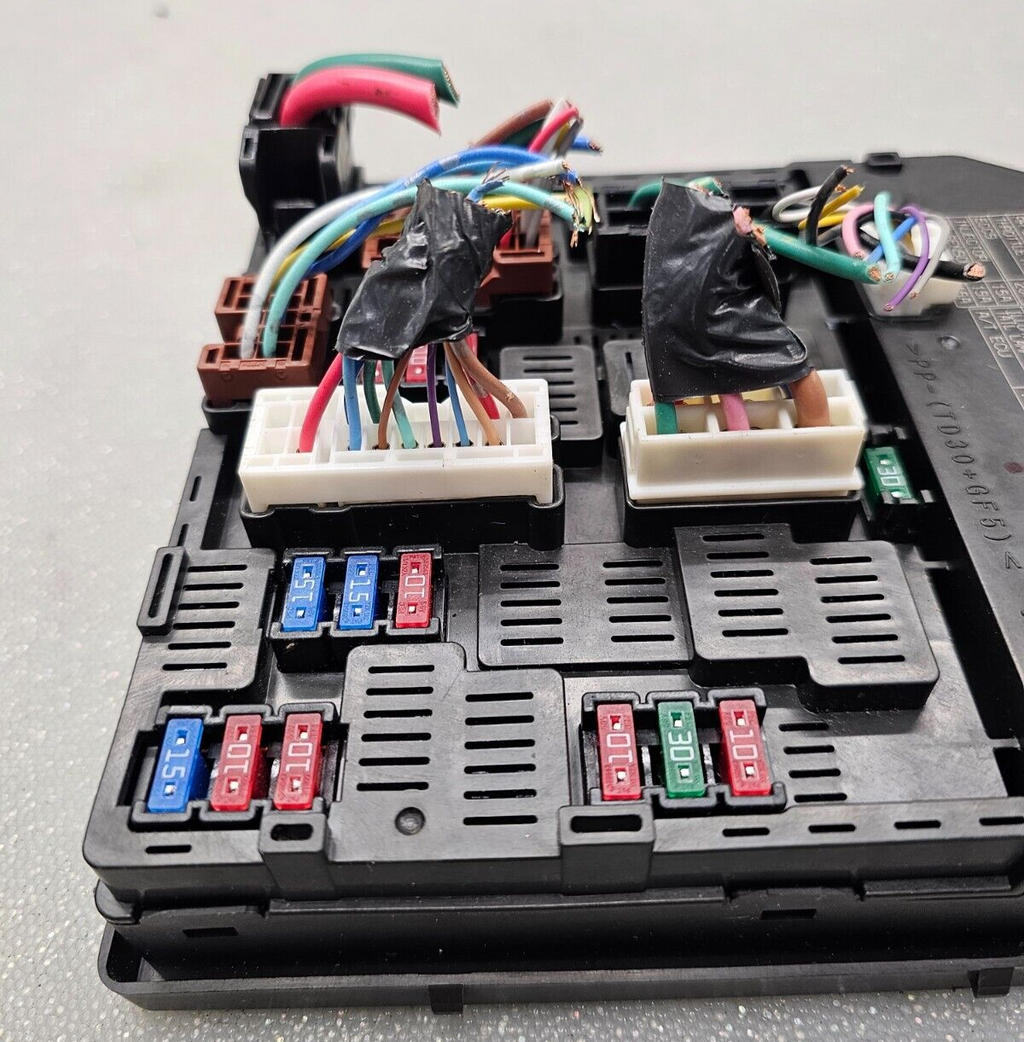🔥08-13 Nissan Rogue Sentra Fuse Box IPDM Power Module Unit Relay Block Control
