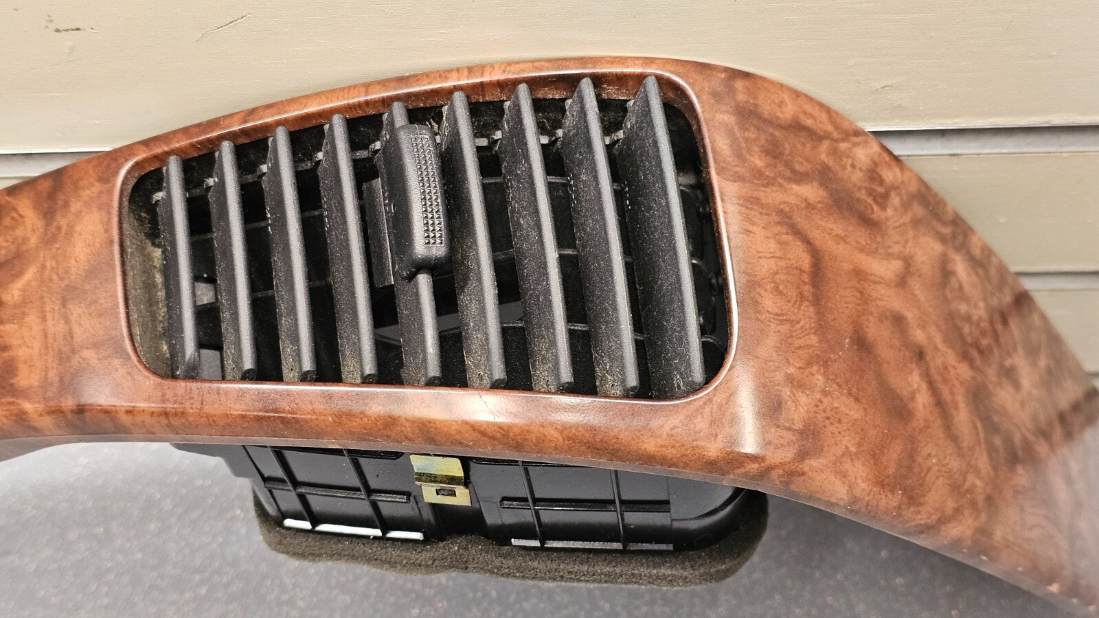 🔥03-06 KIA SORENTO CENTER DASH RIGHT PASSENGER A/C AIR VENT HEATER PANEL WOOD