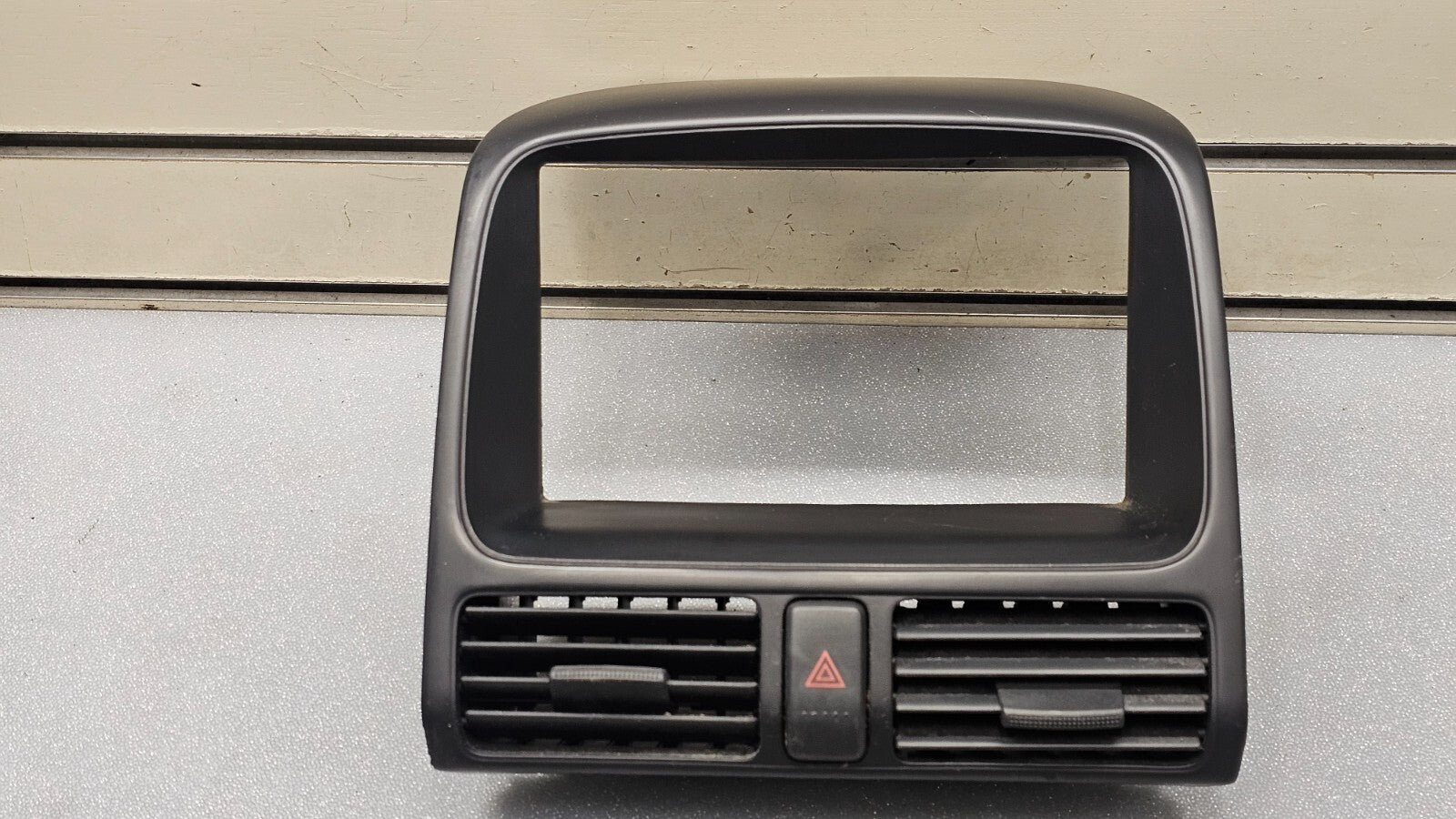 🔥02-06 Honda CR-V Center Panel Air Vent Grille Radio Bezel Black Assembly OEM