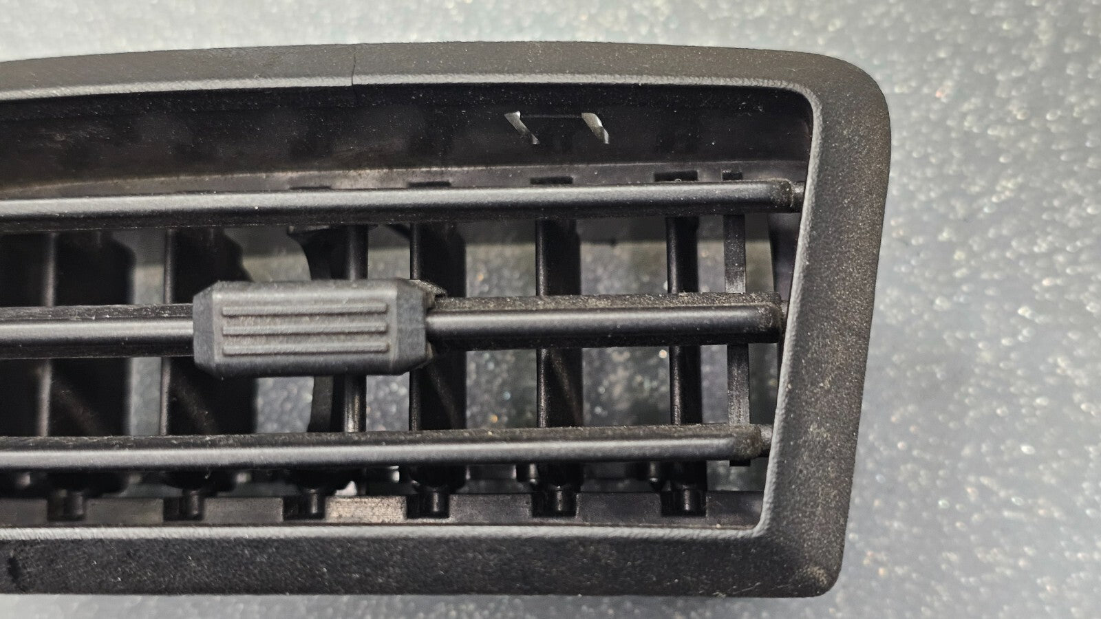 🔥08-11 Ford Focus Dash Left Driver Air Vent A/C AC Heater Panel Grille Black