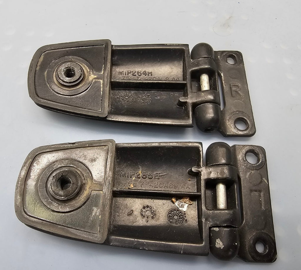 🔥1997-2002 FORD EXPEDITION GLASS HINGE REAR (LEFT AND RIGHT) pair set