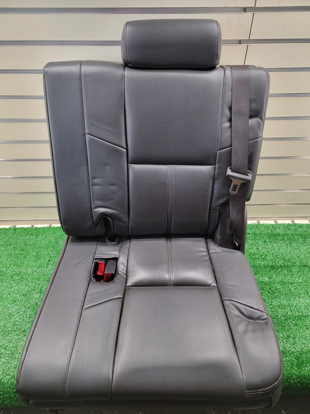 07-14 Escalade Suburban Tahoe Yukon Third 3rd Row Seat Leather RIGHT black