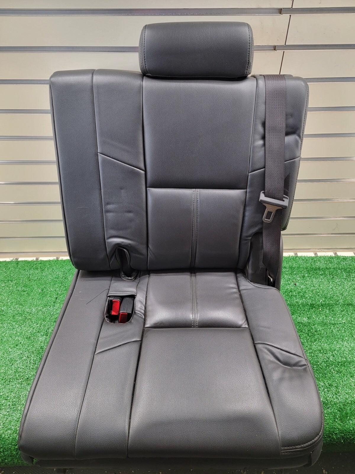 07-14 Escalade Suburban Tahoe Yukon Third 3rd Row Seat Leather RIGHT black