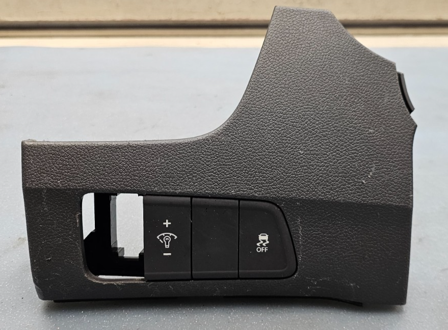 🔥11-13 HYUNDAI ELANTRA ACTIVE ECO/DIMMER/TRACTION SWITCH PANEL CRASH PAD GRAY