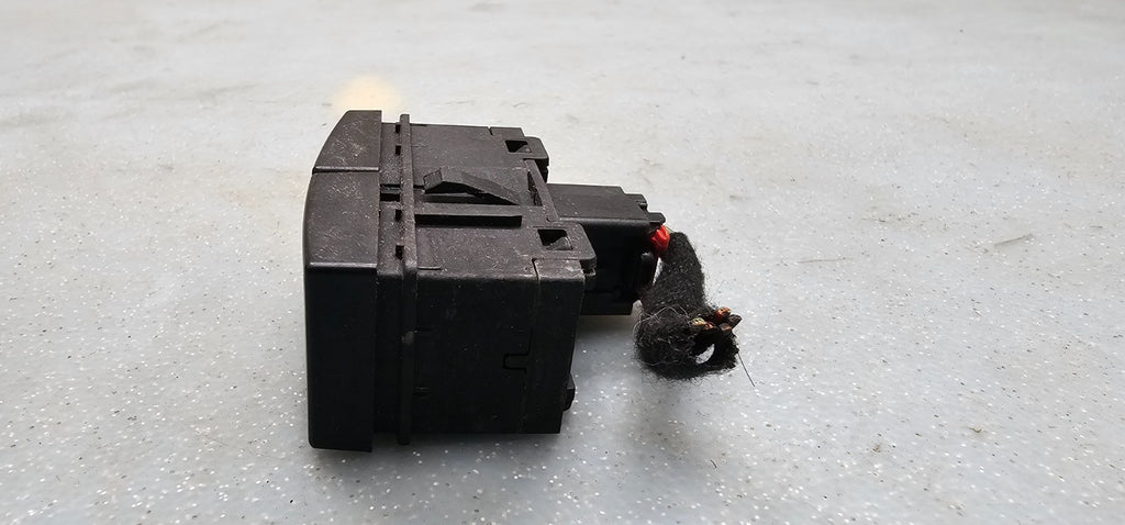 🔥05-07 FORD Focus Emergency Hazard Light Flasher Button Control Switch  BLACK