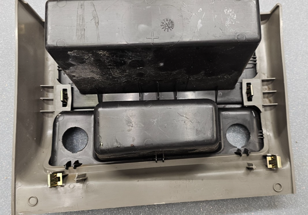 🔥03-06 SILVERADO SIERRA CENTER CONSOLE STORAGE BEZEL ASH TRAY LT TAN/BLACK OEM