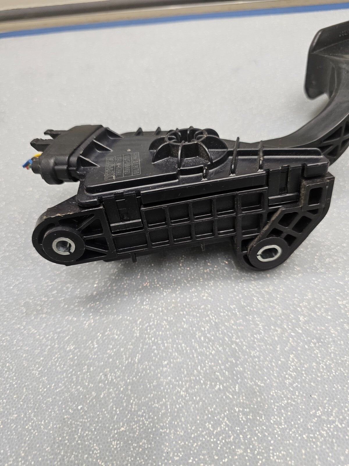 🔥2004 -  2009 Toyota Prius Gas Accelerator Pedal  OEM