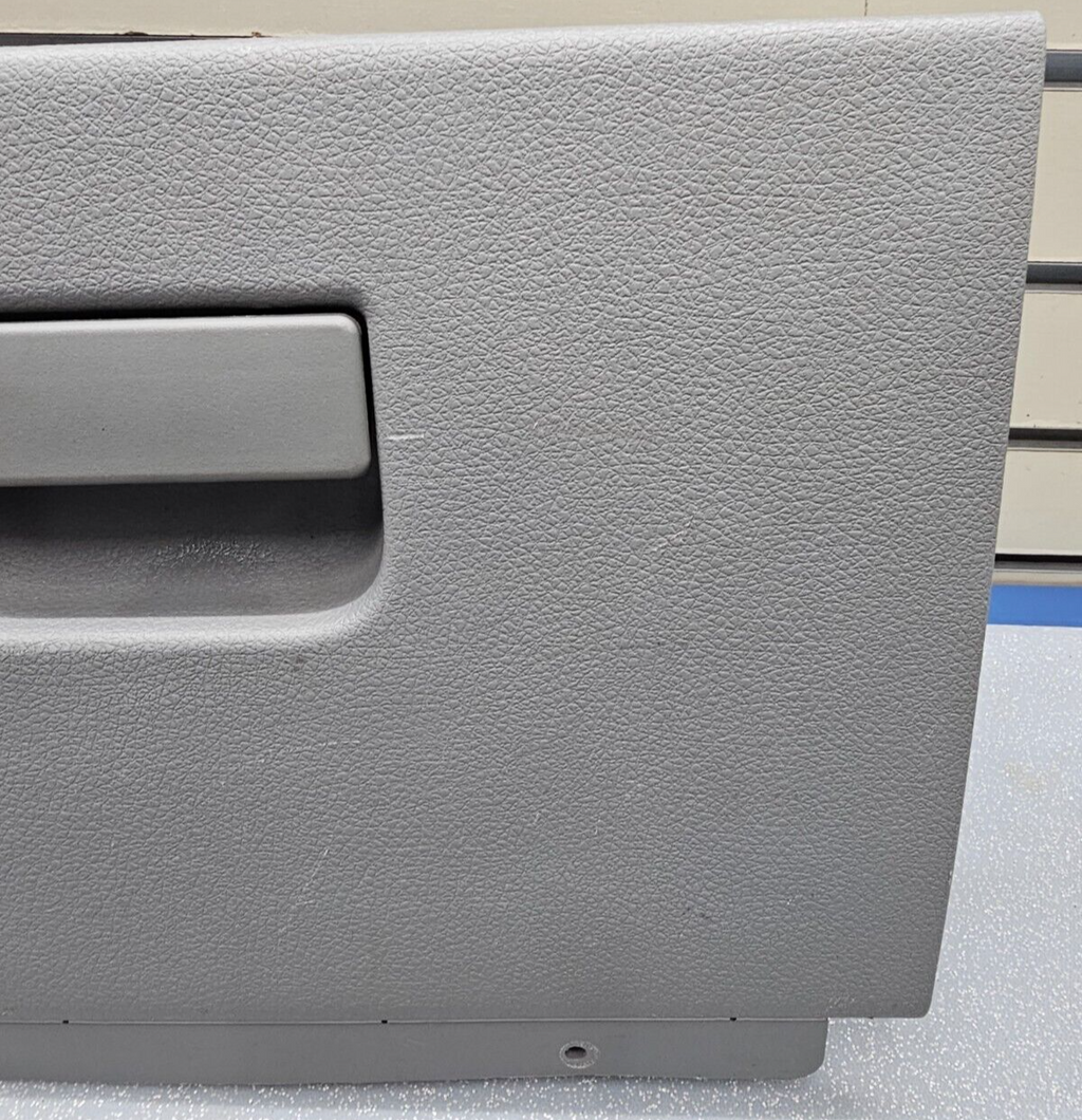 🔥04-08 Ford F-150 Dash GLOVE BOX Storage Compartment Door Assembly Gray G7
