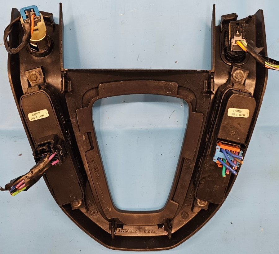 🔥06-07 Saturn Vue Console Master Power Window Switch Shifter Bezel Carbon Black