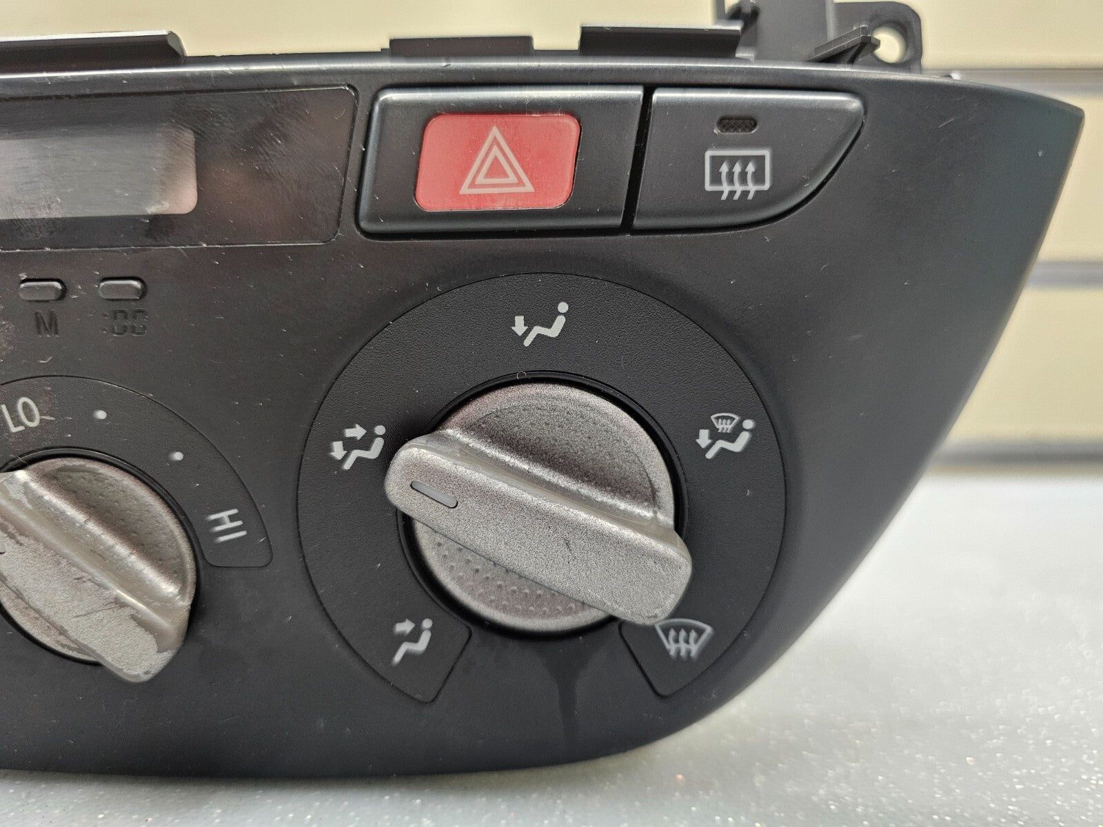 🔥01-04 Toyota Rav4 Dash Heat Temperature Climate Control Ventilator Conditioner