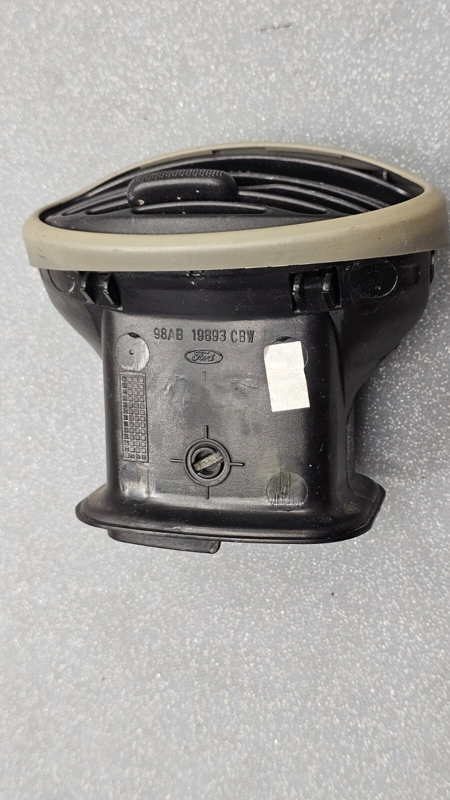 🔥00-04 FORD FOCUS Dash Left Driver Air Vent A/C AC Heater Panel Black/Tan