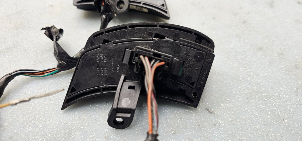 🔥05-11 CROWN VICTORIA GRAND MARQUIS STEERING COLUMN WHEEL CRUISE SWITCH OEM