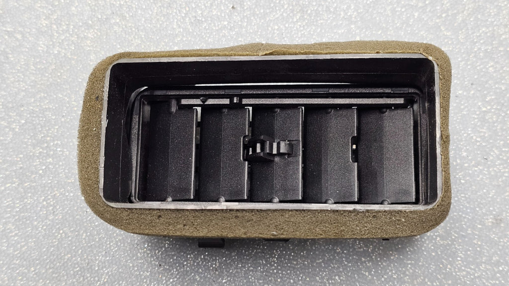 🔥 05-07 FORD FOCUS DASH Left Driver Air Vent AC A/C Vent Heater Panel Black