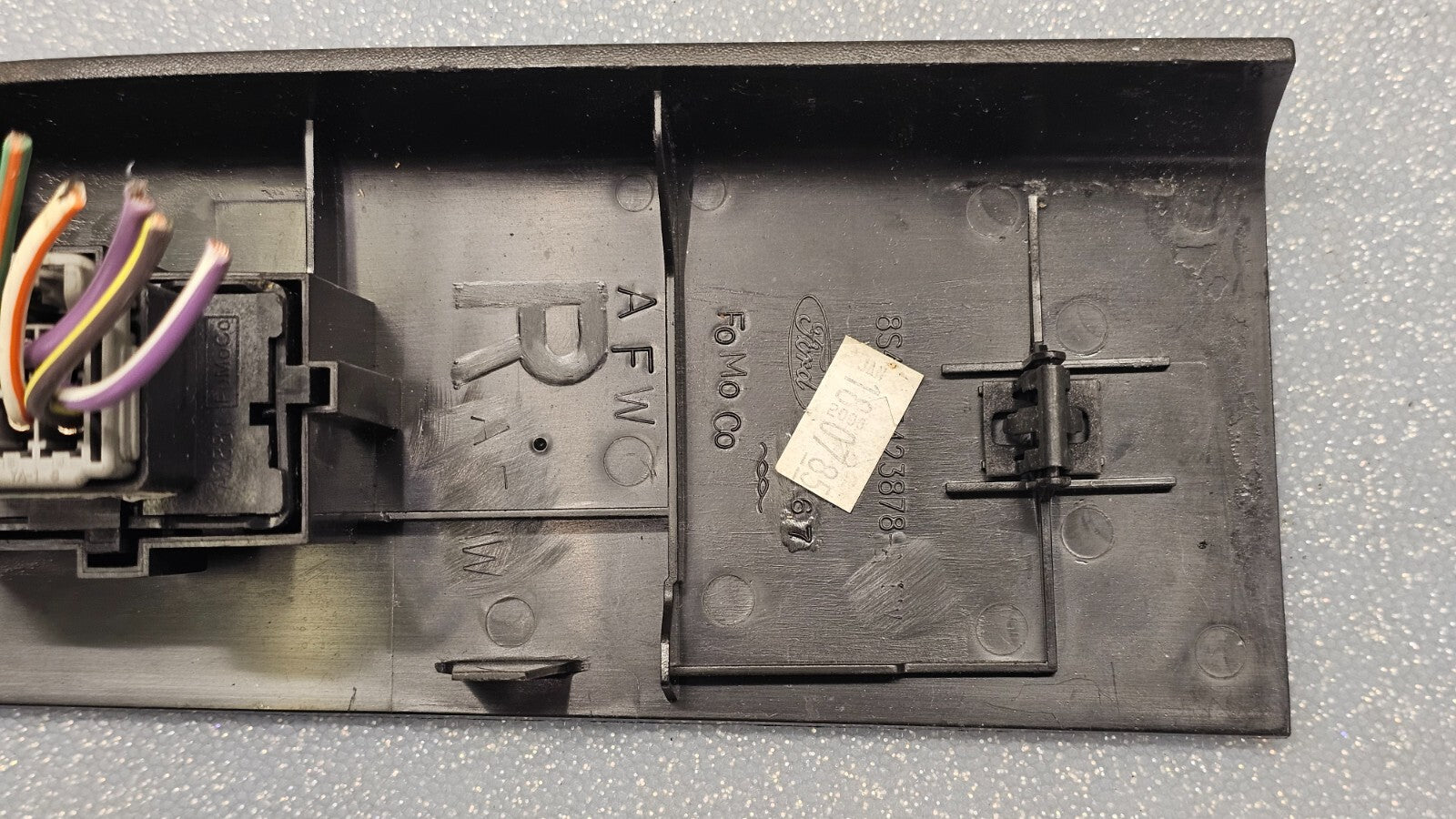 08-12 Escape Focus Front Right Passenger Door Power Window Switch Assembly Black