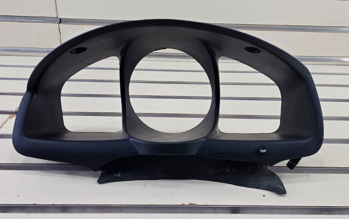 2005-2010 Kia Sportage Dash Instrument Panel Speedometer Cluster Bezel Trim OEM