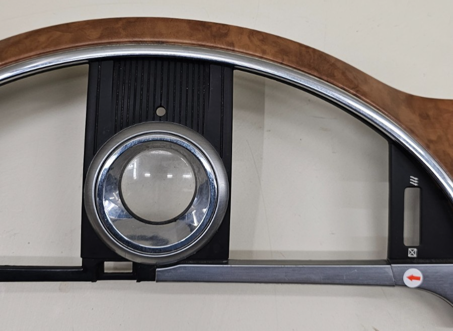 🔥08-12 BUICK ENCLAVE Center Dash Clock Instrument Panel Trim Woodgrain Silver