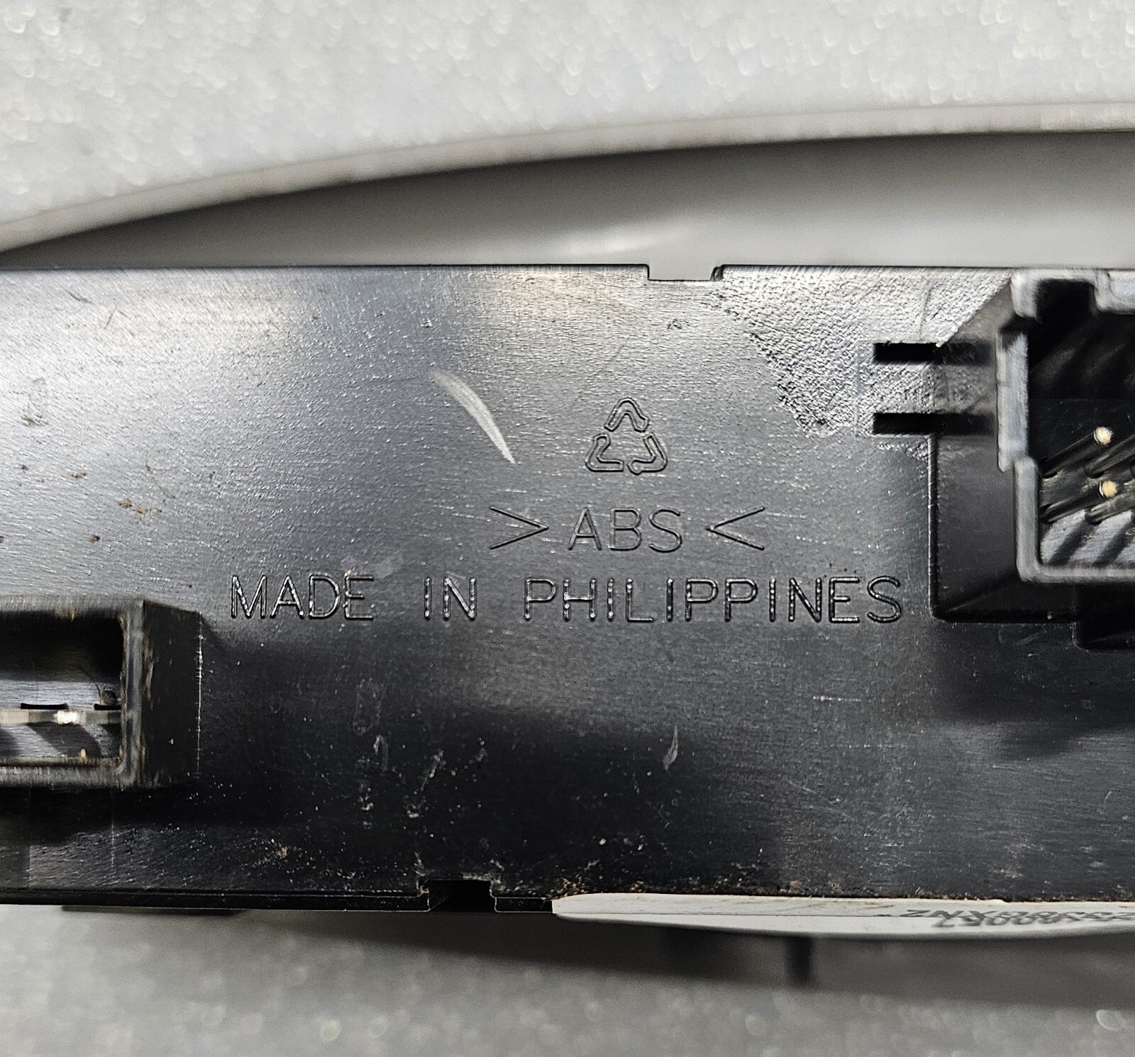 🔥02-05 Chevy TRAILBLAZER Window Switch Front RIGHT Passenger Side GRAY WS6
