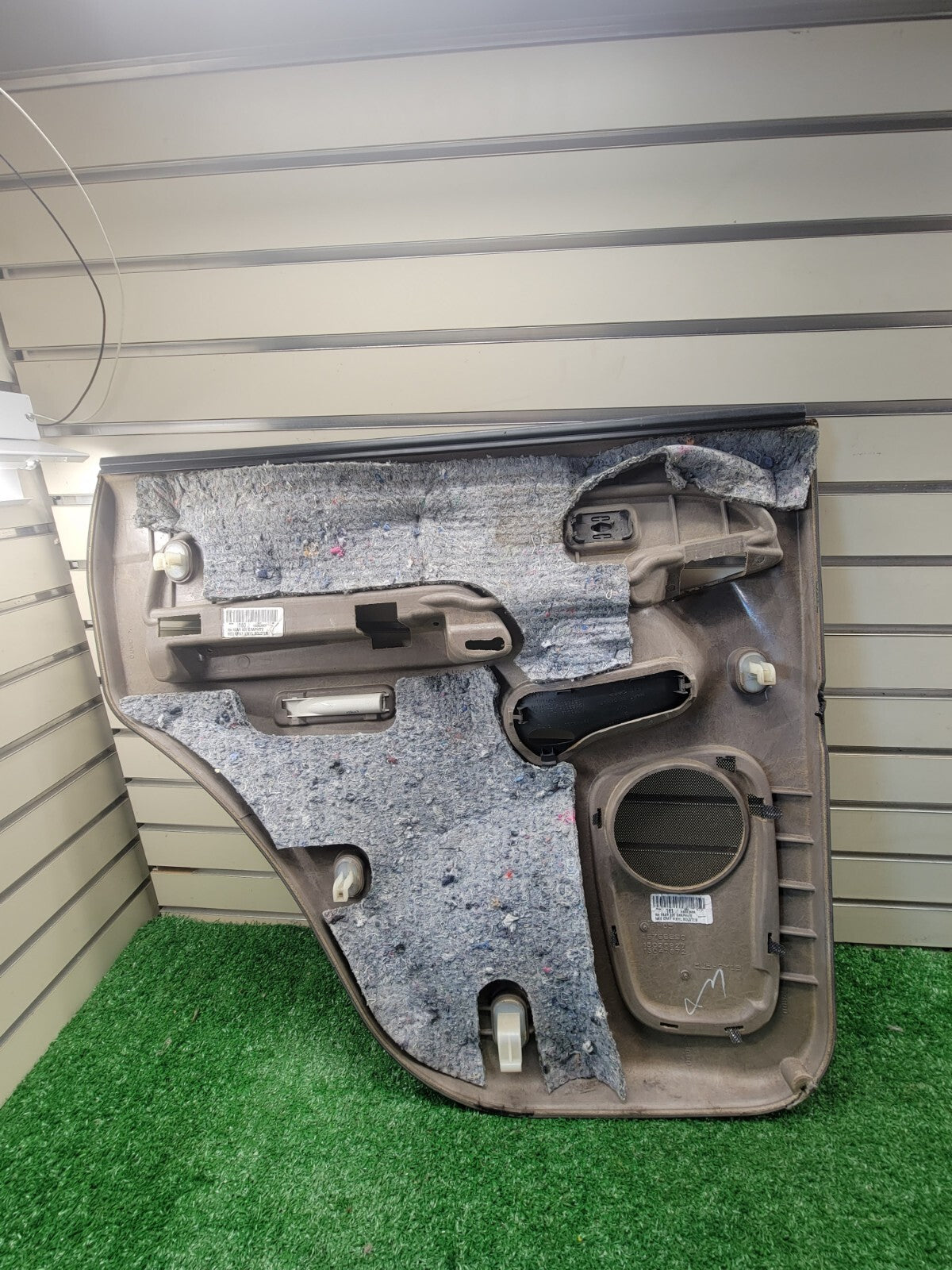 🔥99-06 GMC YUKON Chevy ESCALADE Interior Door RIGHT Trim Panel Graphite/neutral