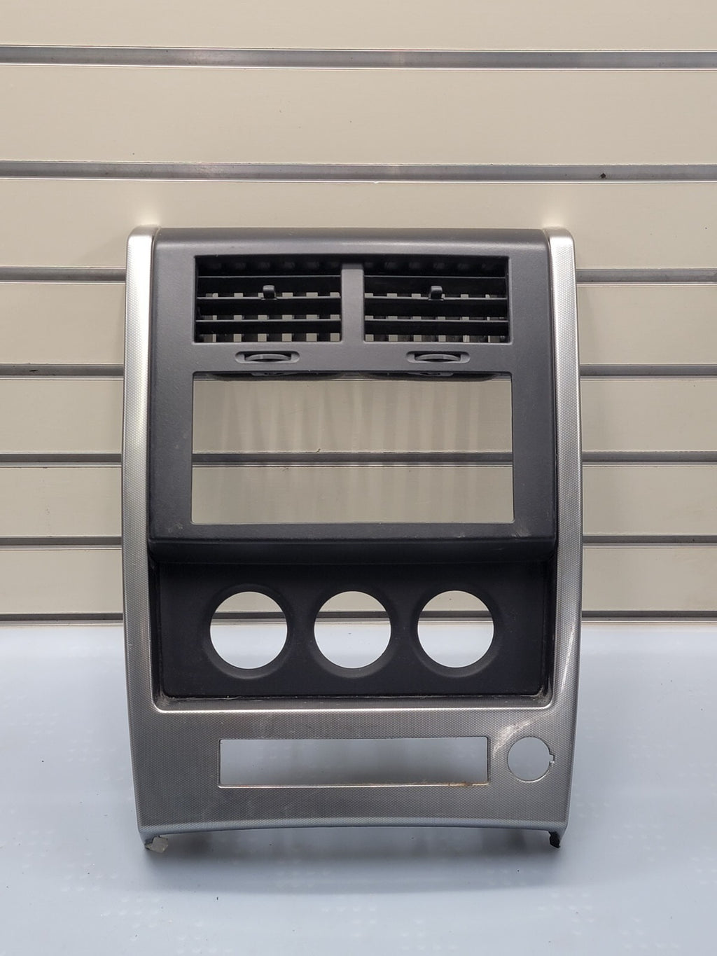 🔥08-12 Liberty Center Dash Radio Stereo Climate Trim Panel Bezel Black/Silver
