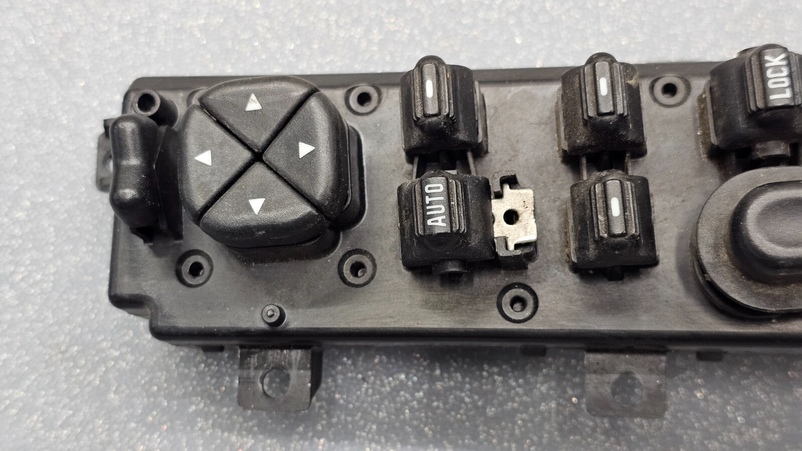 99-04 Jeep Grand Cherokee Driver Left Master Door Window Mirror Switch Assembly