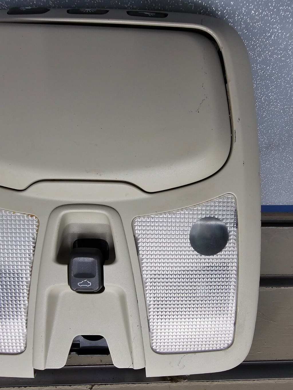🔥01-04 Volvo S60 V70 Overhead Center Console Dome Map Light Assembly Light Gray
