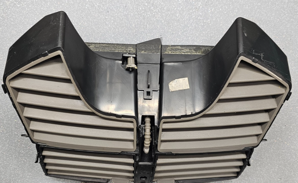 🔥08-12 Chevrolet Malibu Center Dash Double Air Vent Heater Conditioning TAN