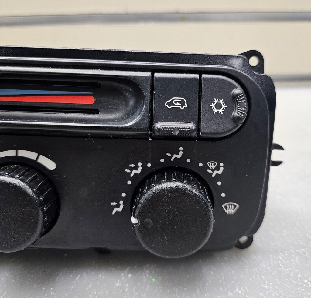 🔥04-07 Dodge Caravan Town Country Dash AC Climate Temperature Heater Control oe