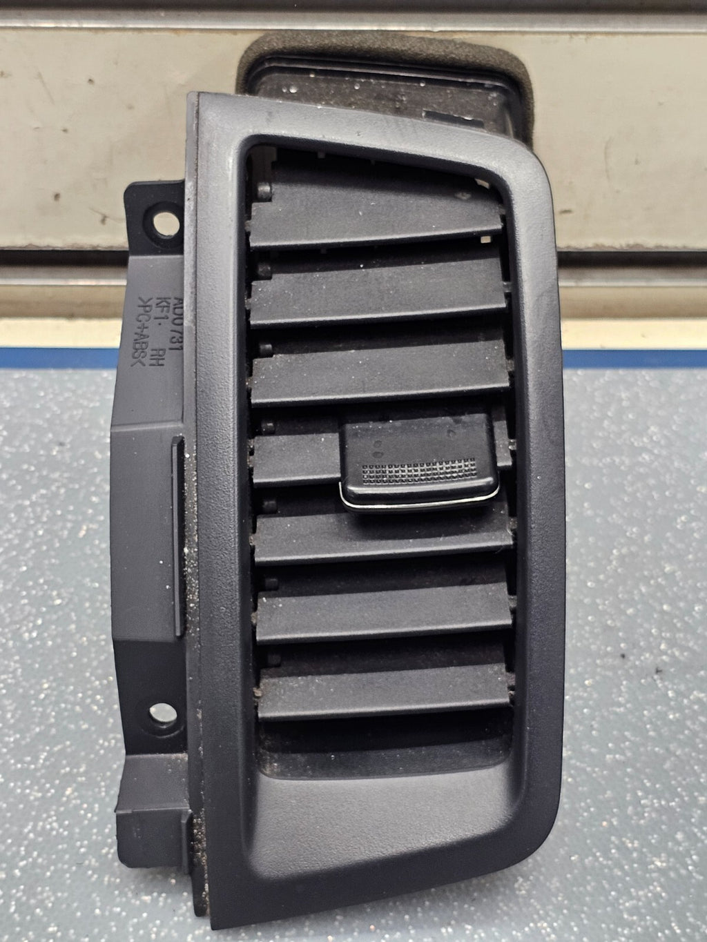 🔥10-13 Kia Soul Dash Center Right Passenger Air Vent Conditioner Heater Black
