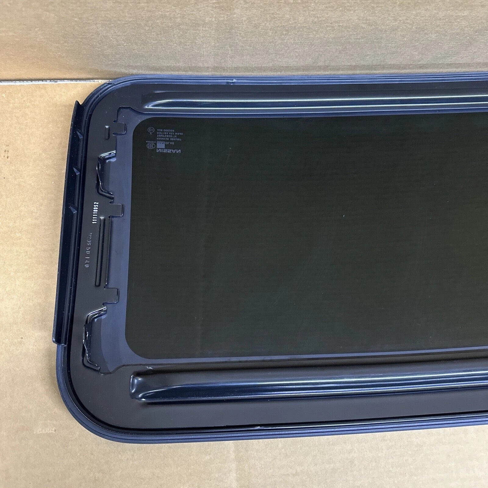 08-13 Nissan Rogue Sun Roof Sunroof Window OEM Glass