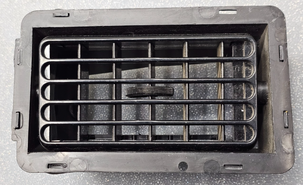 🔥91-99 Park Avenue Lesabre Dash LH Left AC A/C Air Deflector Outlet Vent Heater