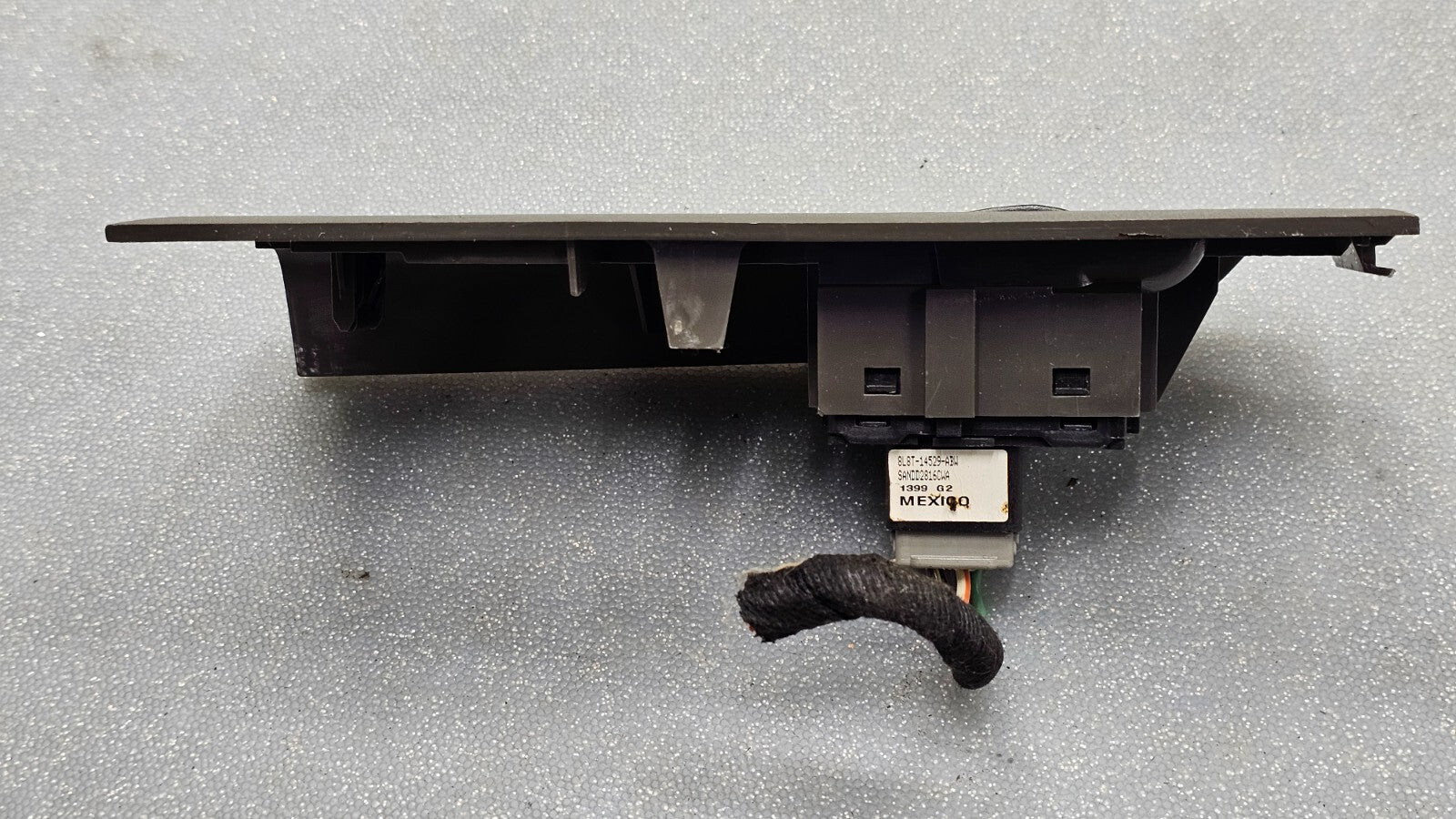 08-12 Escape Focus Front Right Passenger Door Power Window Switch Assembly Black