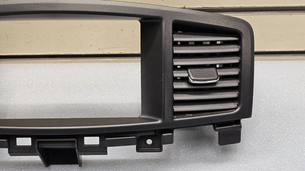 🔥11-17 QUEST CENTER DASH AM FM RADIO STEREO DISPLAY TRIM PANEL BEZEL BLACK OEM