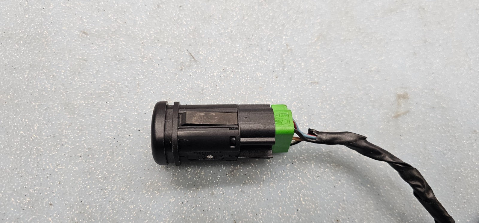 🔥05-07 MERCURY MARINER FRONT POWER SET ON OFF CONTROL SWITCH BLACK