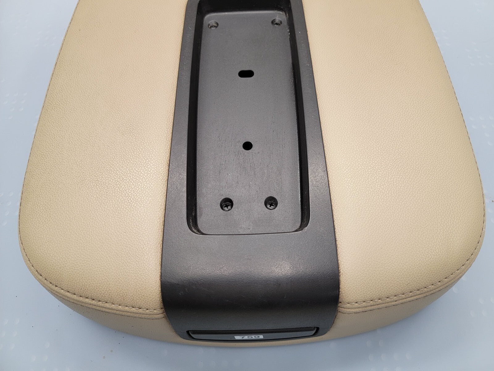 🔥07-13 Chevy Tahoe, Suburban, Yukon Leather Console Lid Armrest Cover TAN JS5