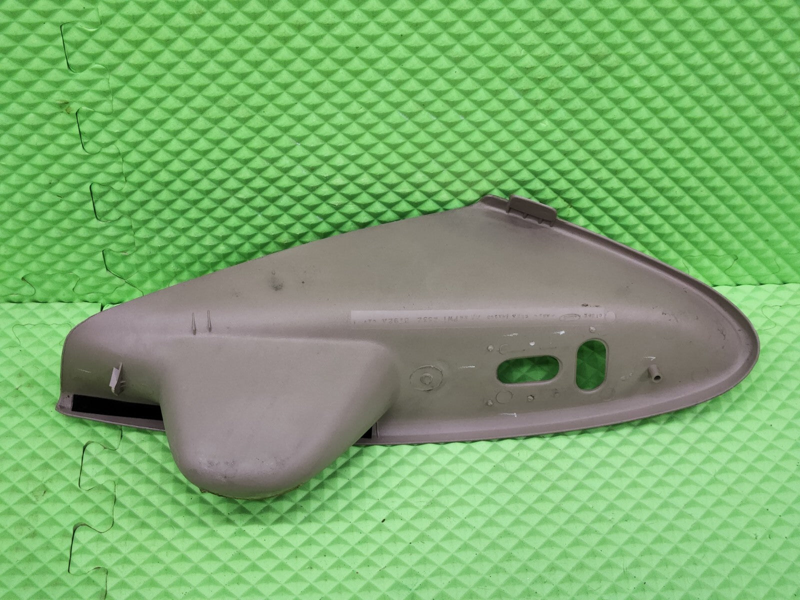 01-04 Ford Mustang front right hand passenger door Window Switch Bezel OEM TAN
