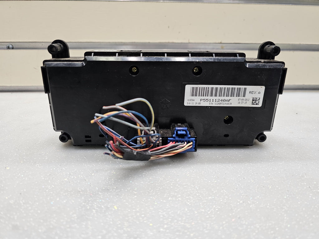 11-20 Dodge Grand Caravan Dash Front A/C Heater Temperature Climate Control Unit