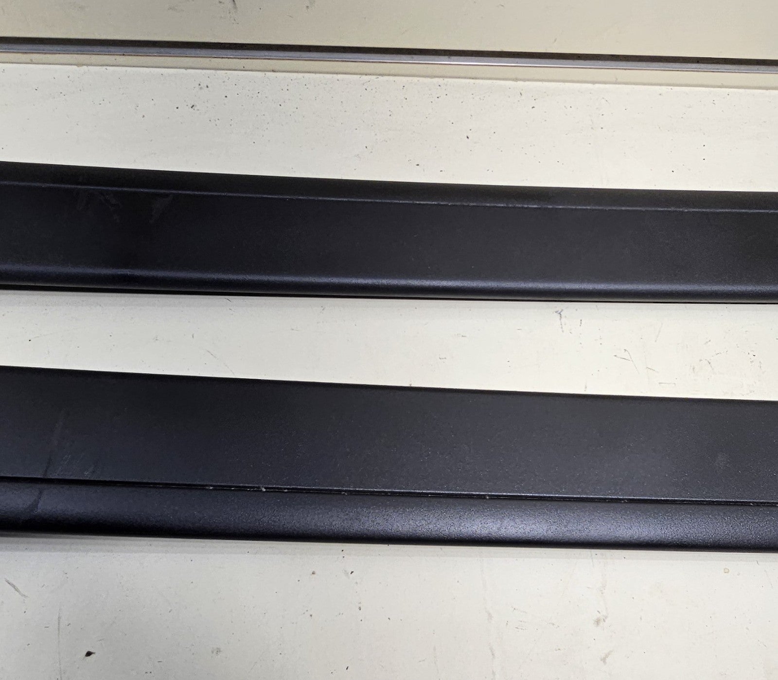 🔥06-10 Jeep Commander Luggage Pair Set of Roof Rack Cross Bars Rails Mopar OEM